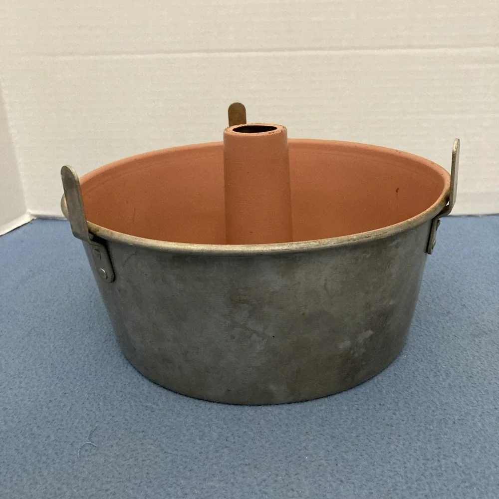 VTG Mirro Aluminum One Piece Angel Food Cake/Bundt Tube Pan - M-5304-50